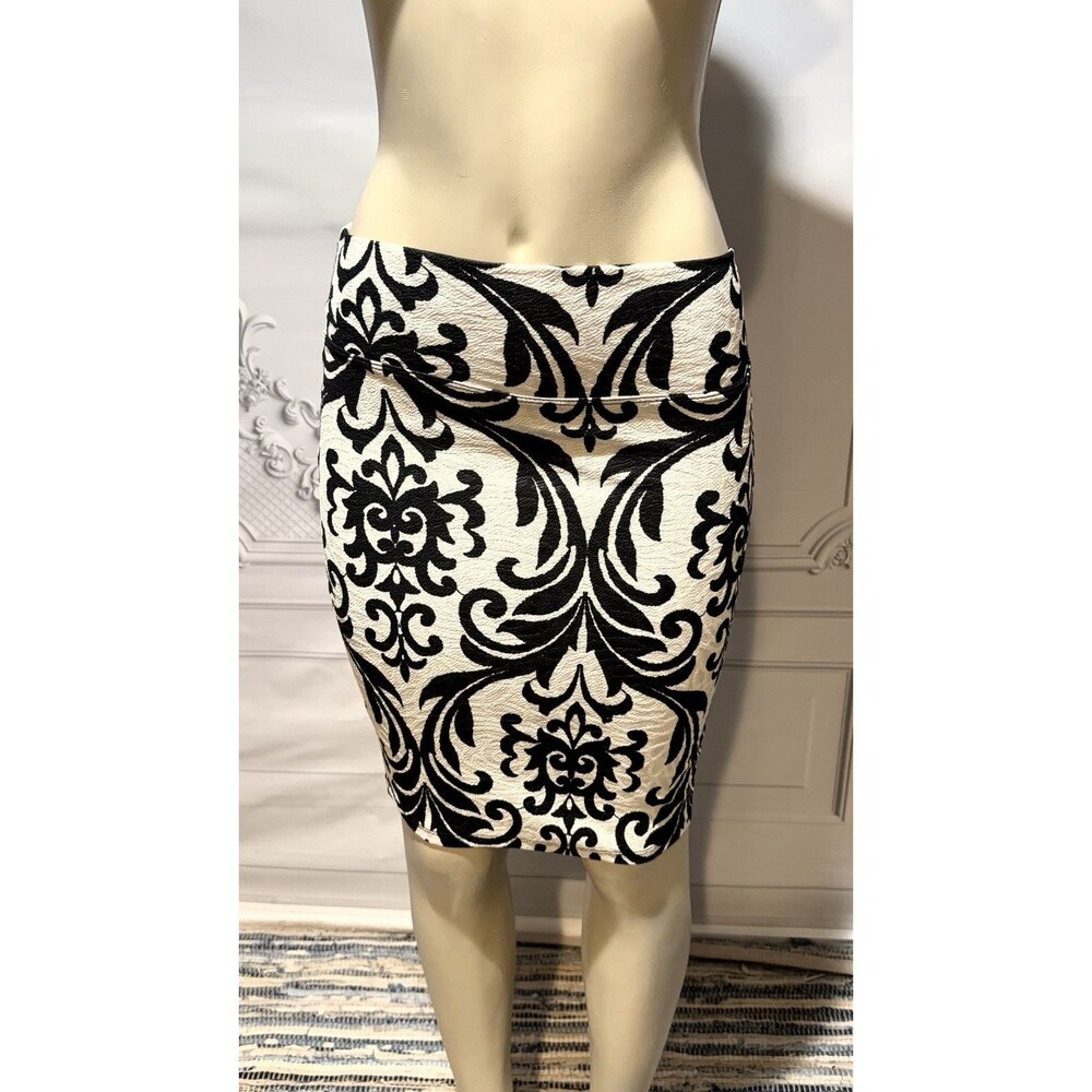 Women’s Skirt Size S